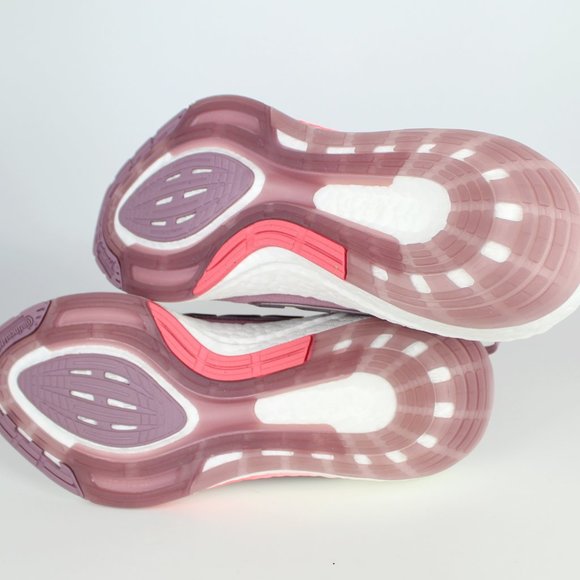 New Adidas Ultraboost 22 Running Sneaker - Picture 14 of 15